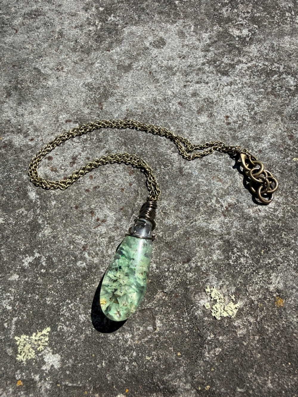 Green Teardrop floral Resin Pendant Necklace